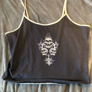 Size L gothic tanktop with skulls